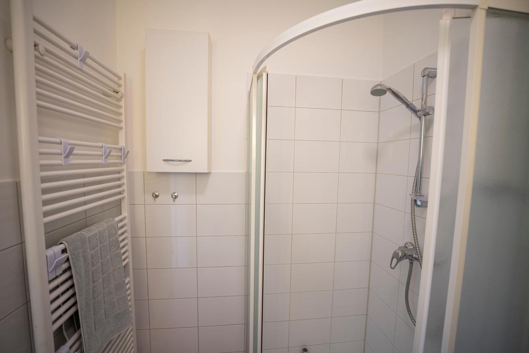 Апартаменти Haus Unterm Mammutbaum - Elberadweg Магдебург Екстер'єр фото